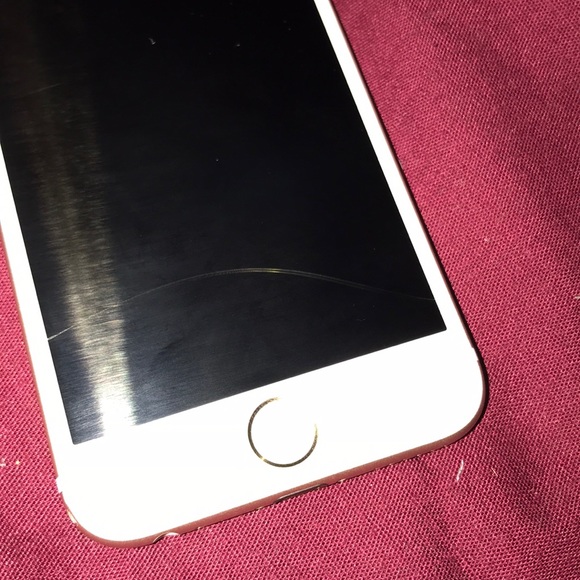 Boost mobile 32gb iPhone 6 - Picture 3 of 3